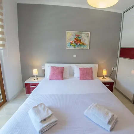 アパート Light De Luxe - With Old Bridge View